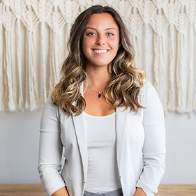 Dr. Rachel Summer