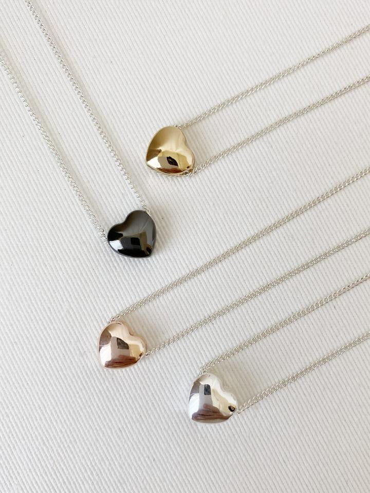 Caracol Black Heart Necklace