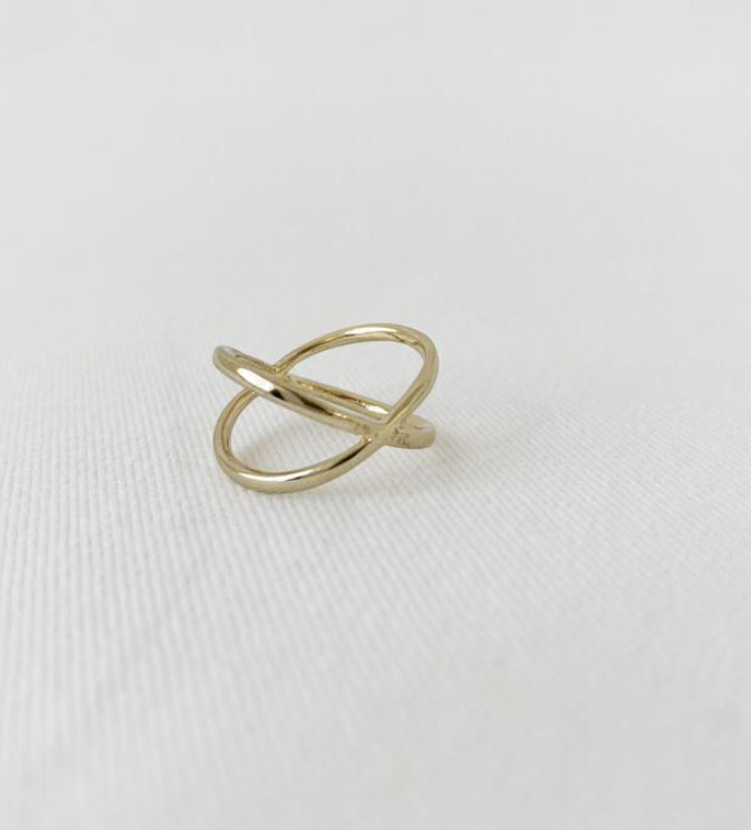 Caracol Infinity Ring
