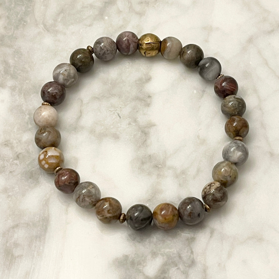Sixteen Foxes Grounding Mala Bracelet