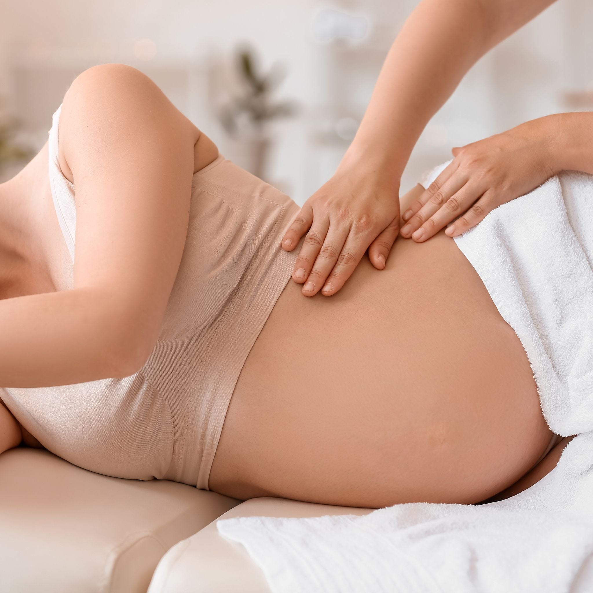 Thrive Urban Wellness Service 60 Minutes / Charlotte Scott Pregnancy Massage